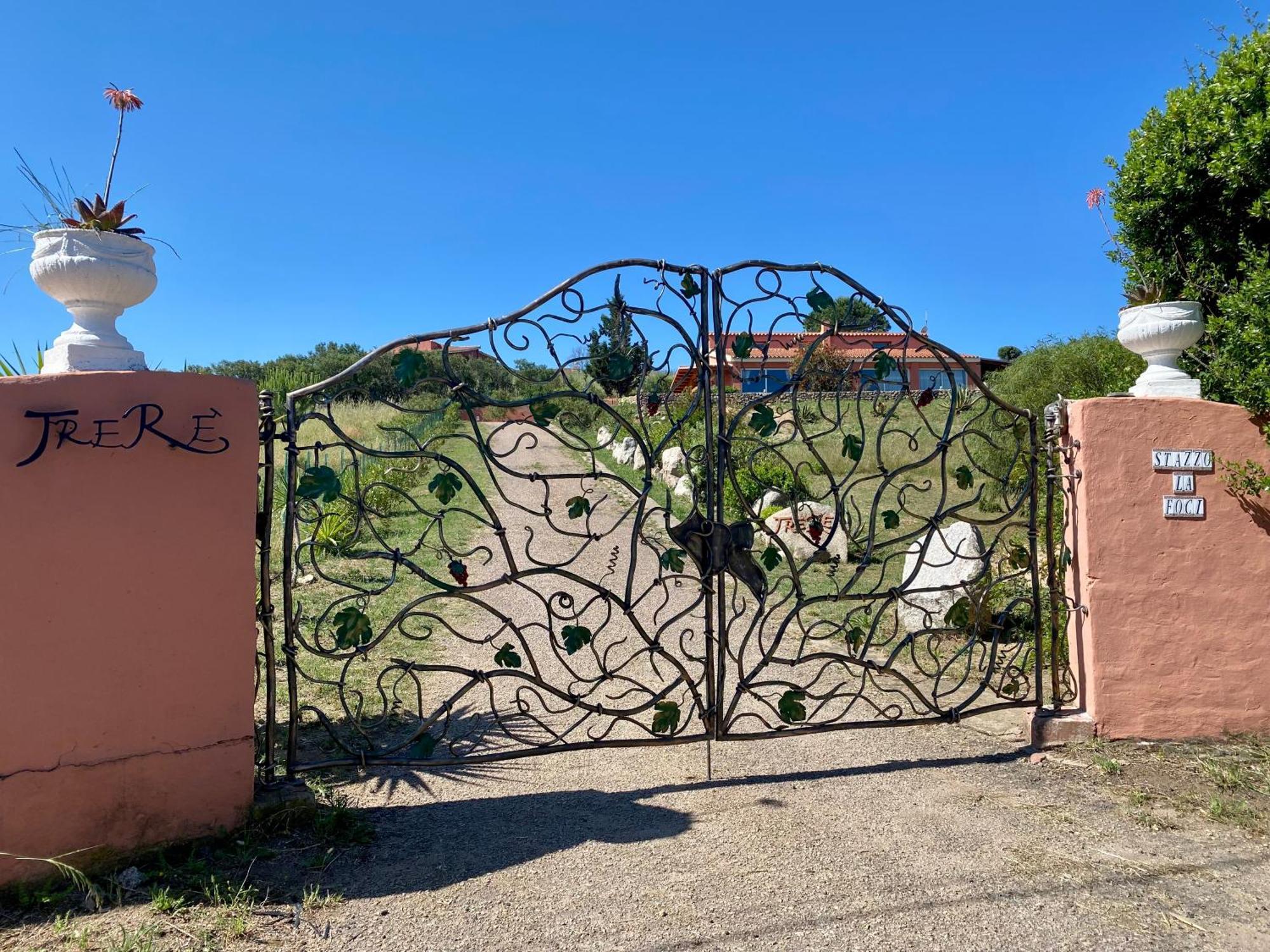 Vila Stazzo La Foci Soluzioni Vista Mare Aglientu Exteriér fotografie
