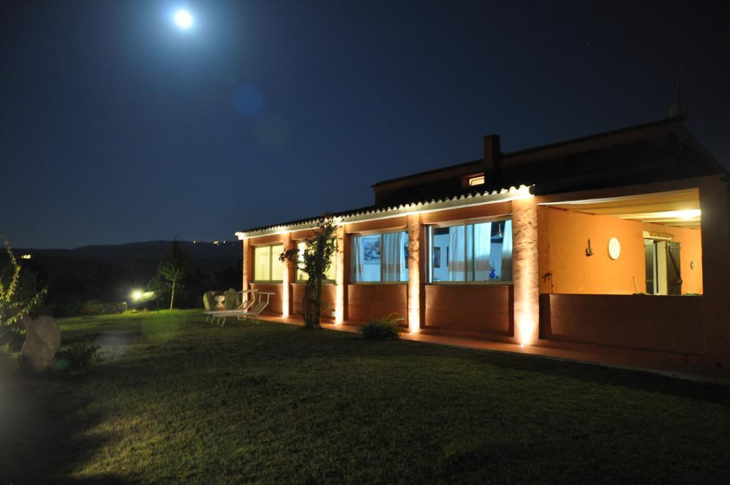 Vila Stazzo La Foci Soluzioni Vista Mare Aglientu Exteriér fotografie
