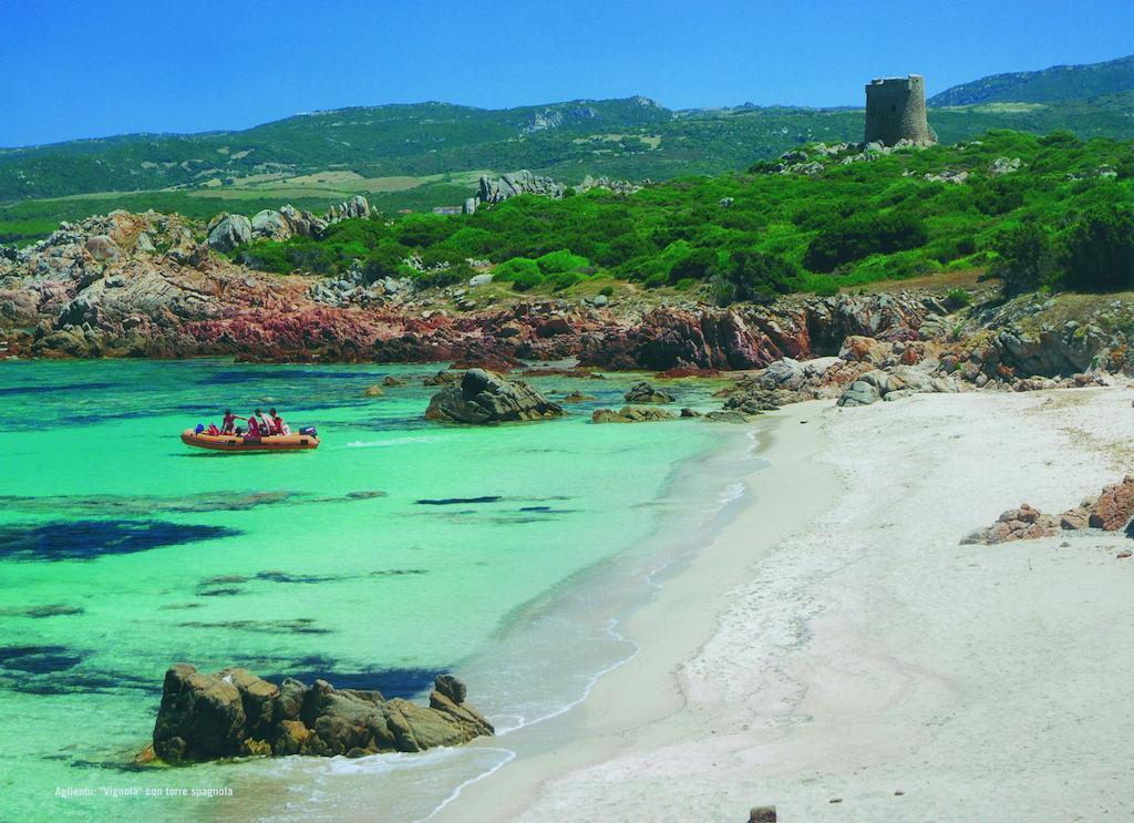 Vila Stazzo La Foci Soluzioni Vista Mare Aglientu Exteriér fotografie
